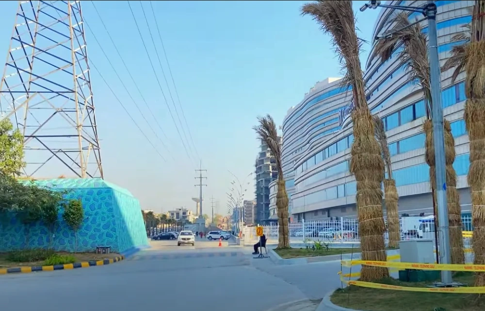 dha 2 giga mall_1000x640